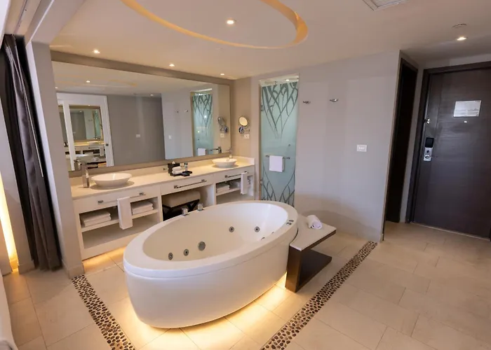 Resort Royalton Hideaway Riviera Cancun, An Autograph Collection Resort-adults Only
